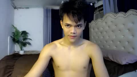 Snapshot of hot_fucker_ chatting on December 21, 2025, 2:08 am hot_fucker_ online show from December 21, 2025, 2:08 am