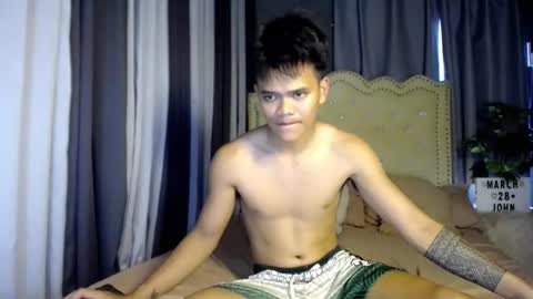 Snapshot of hot_fucker_ chatting on March 28, 2026, 5:29 am hot_fucker_ online show from March 28, 2026, 5:29 am