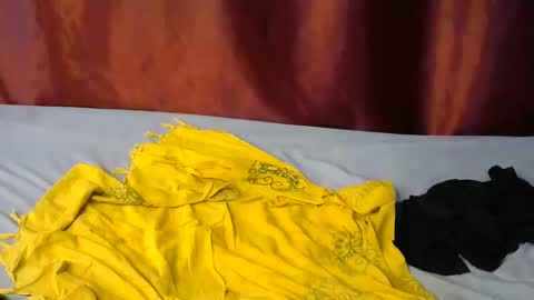 hot_kerush online show from November 16, 2025, 7:30 pm