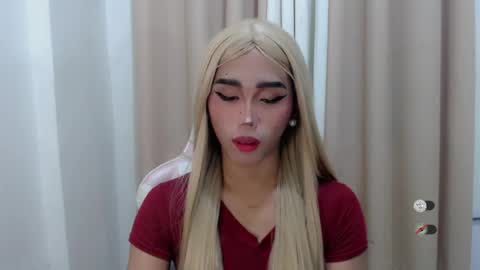 Khianna online show from June 29, 2026, 12:49 pm