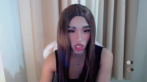 Khianna online show from July 16, 2026, 2:01 pm