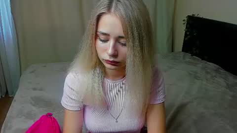 Snapshot of hot_kittie_hot chatting on July 14, 2026, 7:24 am hot_kittie_hot online show from July 14, 2026, 7:24 am