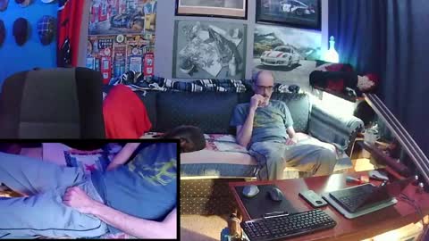 hot_krispy_kreme online show from May 10, 2026, 3:33 am