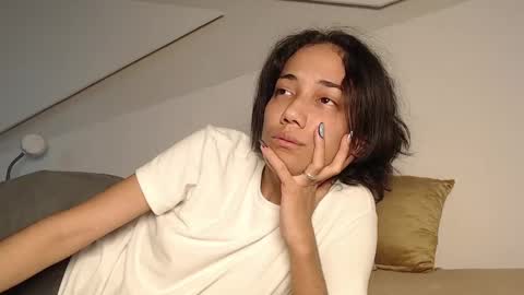 Alana online show from October 1, 2025, 9:32 pm