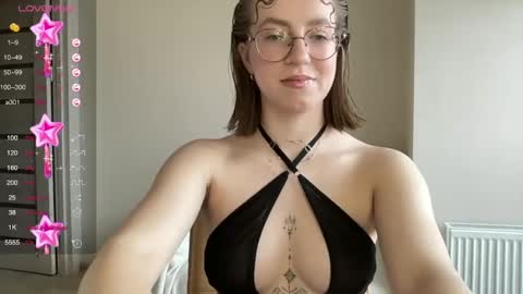 Snapshot of hot_lliinns chatting on March 1, 2025, 10:45 am Lina online show from March 1, 2025, 10:45 am