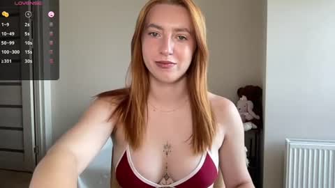 Snapshot of hot_lliinns chatting on June 29, 2026, 10:15 am Lina online show from June 29, 2026, 10:15 am