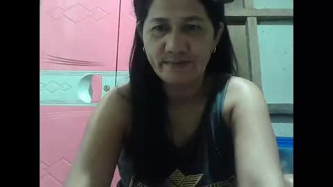 Snapshot of hot_mama09 chatting on October 23, 2025, 8:51 pm hotmama online show from October 23, 2025, 8:51 pm
