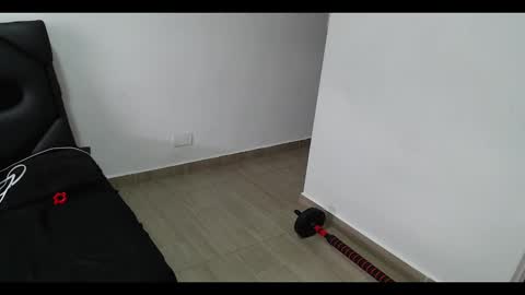 Snapshot of hot_mommymia chatting on February 25, 2025, 5:04 pm Mia online show from February 25, 2025, 5:04 pm