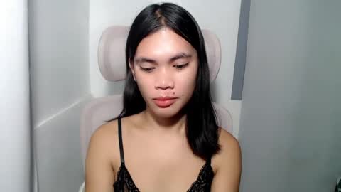 Snapshot of hot_pauline chatting on August 3, 2026, 11:52 pm hot_pauline online show from August 3, 2026, 11:52 pm