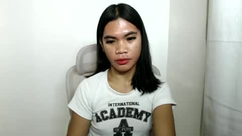 Snapshot of hot_pauline chatting on August 7, 2026, 9:50 pm hot_pauline online show from August 7, 2026, 9:50 pm