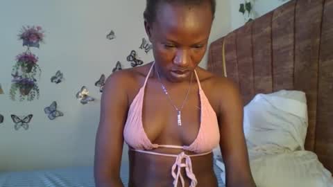 hot petite100 online show from April 11, 2026, 7:13 am