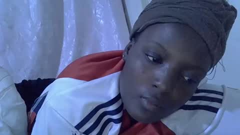 Snapshot of hot_raylah chatting on March 28, 2026, 7:57 pm RAYLAH online show from March 28, 2026, 7:57 pm