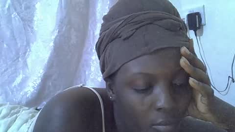 Snapshot of hot_raylah chatting on April 9, 2026, 6:19 am RAYLAH online show from April 9, 2026, 6:19 am