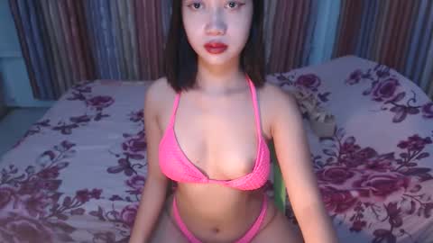 Snapshot of hot_sexy_mika chatting on February 25, 2025, 10:39 pm hot_sexy_mika online show from February 25, 2025, 10:39 pm