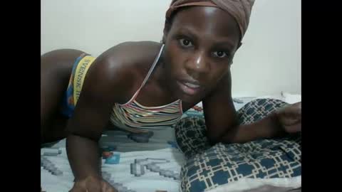 Snapshot of hot_shannia chatting on October 16, 2025, 7:04 pm hot_shannia online show from October 16, 2025, 7:04 pm