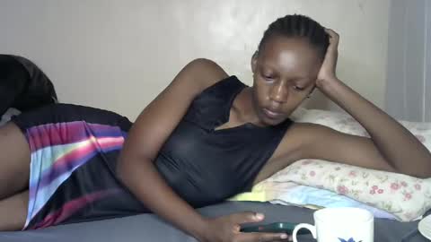 Snapshot of hot_slimcutie chatting on March 4, 2025, 12:22 pm slimcute online show from March 4, 2025, 12:22 pm