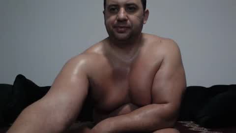 Stefano.. online show from January 5, 2025, 5:41 am