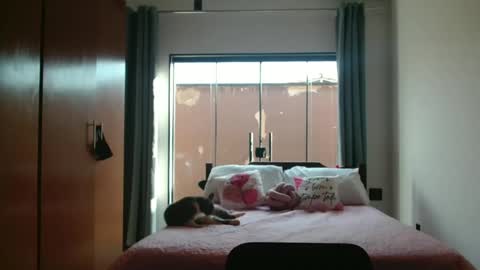 Snapshot of hot_wiffe chatting on September 23, 2025, 10:07 am couple without tabus online show from September 23, 2025, 10:07 am