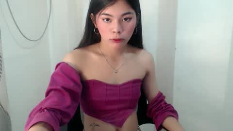 Snapshot of hot_yanna143 chatting on June 8, 2026, 1:28 am Yanna online show from June 8, 2026, 1:28 am