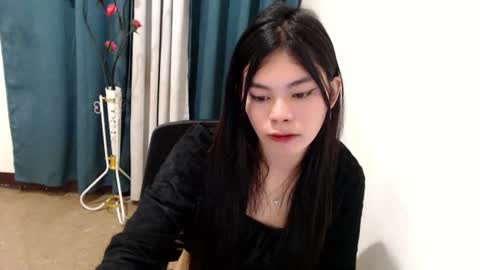 Snapshot of hot_yanna143 chatting on June 21, 2026, 12:52 pm Yanna online show from June 21, 2026, 12:52 pm