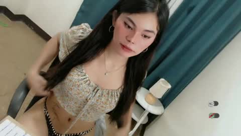 Snapshot of hot_yanna143 chatting on July 1, 2026, 2:46 am Yanna online show from July 1, 2026, 2:46 am