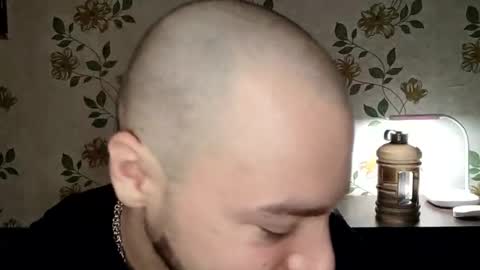 Snapshot of hotalphawolfxx chatting on February 20, 2026, 10:54 pm Kristiyan online show from February 20, 2026, 10:54 pm