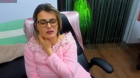 Lisa online show from January 13, 2025, 7:43 am