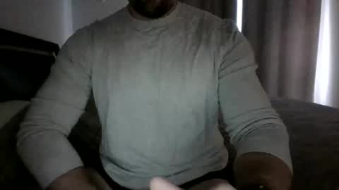 hotandhard123321 online show from April 2, 2026, 10:46 am