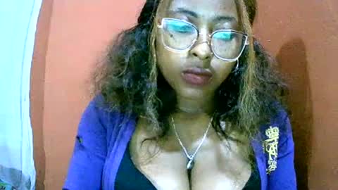 hotarian1 online show from June 1, 2026, 6:15 am