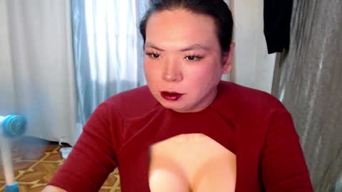 Snapshot of hotasian_mama chatting on October 5, 2025, 6:34 am Grace online show from October 5, 2025, 6:34 am