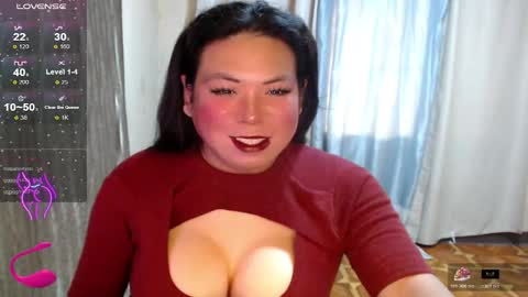 Snapshot of hotasian_mama chatting on October 22, 2025, 7:41 am Grace online show from October 22, 2025, 7:41 am