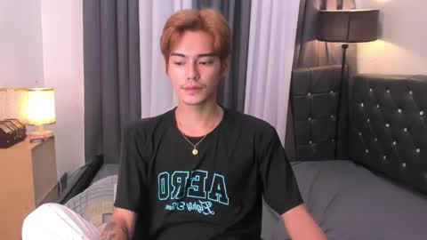 Snapshot of hotasiankenn chatting on June 5, 2026, 12:44 pm Kenny online show from June 5, 2026, 12:44 pm