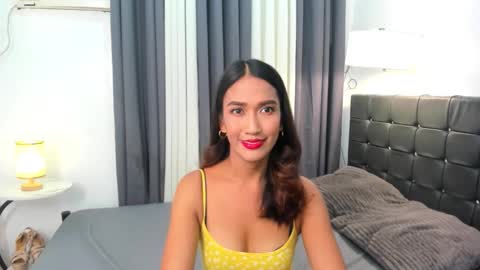 Snapshot of hotasianladysofia chatting on November 6, 2025, 8:37 am hotasianladysofia online show from November 6, 2025, 8:37 am