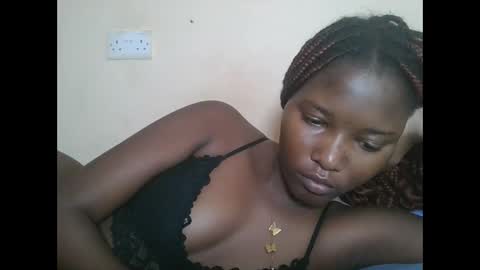 Snapshot of hotbabbee chatting on September 30, 2025, 8:41 am love online show from September 30, 2025, 8:41 am