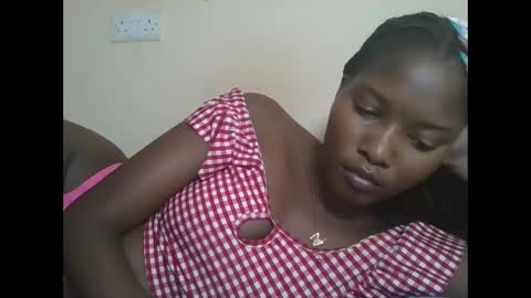 Snapshot of hotbabbee chatting on October 18, 2025, 7:53 am love online show from October 18, 2025, 7:53 am