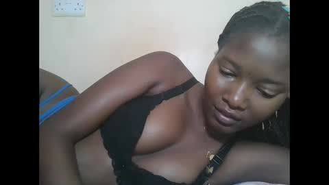 Snapshot of hotbabbee chatting on October 27, 2025, 8:07 am love online show from October 27, 2025, 8:07 am