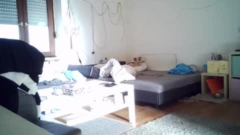 Betty Bellucci online show from December 4, 2025, 11:41 am