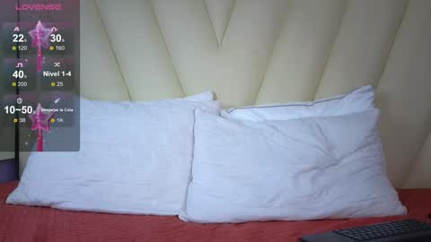 hotboy21_ online show from November 16, 2025, 3:45 am