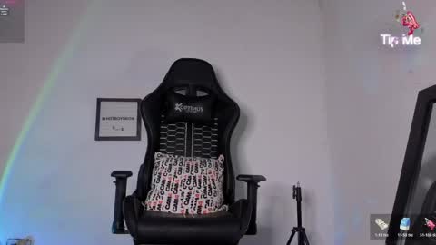 Alex Neon online show from May 23, 2026, 1:37 pm