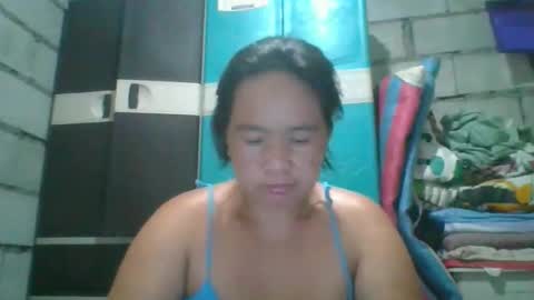 Snapshot of hotchicks4uxx chatting on March 12, 2026, 11:05 am hotchicks4uxx online show from March 12, 2026, 11:05 am