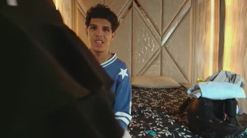 hotcouple_222 online show from February 8, 2026, 7:23 am