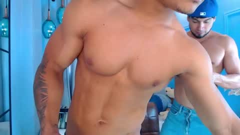 Snapshot of hotcrew_ chatting on June 27, 2026, 1:50 pm Hussain aaron and Ekko online show from June 27, 2026, 1:50 pm