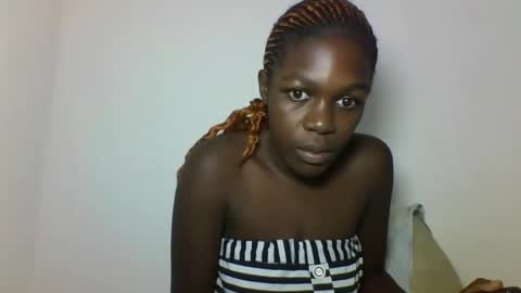 Snapshot of hotcutetracie chatting on October 11, 2025, 6:28 pm VICTORIA online show from October 11, 2025, 6:28 pm