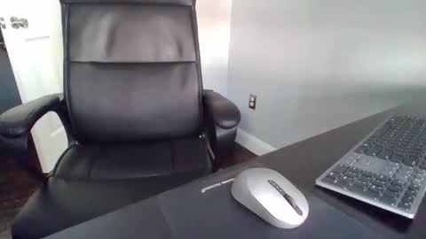 hotdog1124 online show from March 3, 2026, 12:55 pm