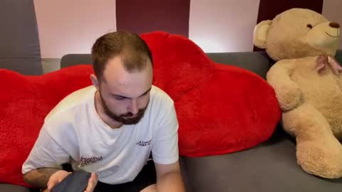 Max and Alina online show from July 23, 2026, 7:34 pm