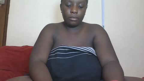 Snapshot of hotebbbyy chatting on January 3, 2025, 1:36 pm EBBY online show from January 3, 2025, 1:36 pm