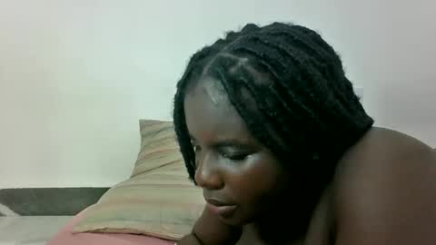 Snapshot of hotebbbyy chatting on September 25, 2025, 8:18 am EBBY online show from September 25, 2025, 8:18 am