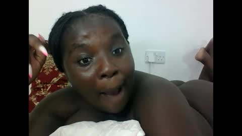 Snapshot of hotebbbyy chatting on September 29, 2025, 8:13 pm EBBY online show from September 29, 2025, 8:13 pm