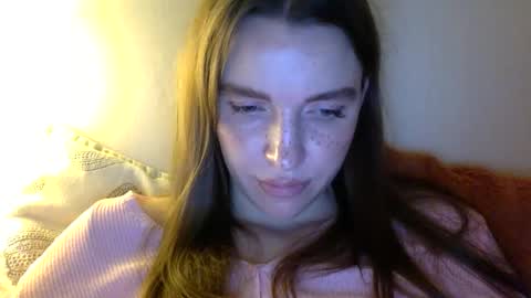 effy online show from November 25, 2025, 6:57 am