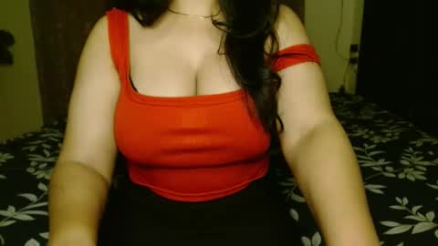 Snapshot of hoteliza6 chatting on October 18, 2025, 5:57 pm Eliza i dont show face in any show online show from October 18, 2025, 5:57 pm